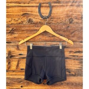 LULULEMON |  In Movement Everlux 2.5" Black Shorts 6